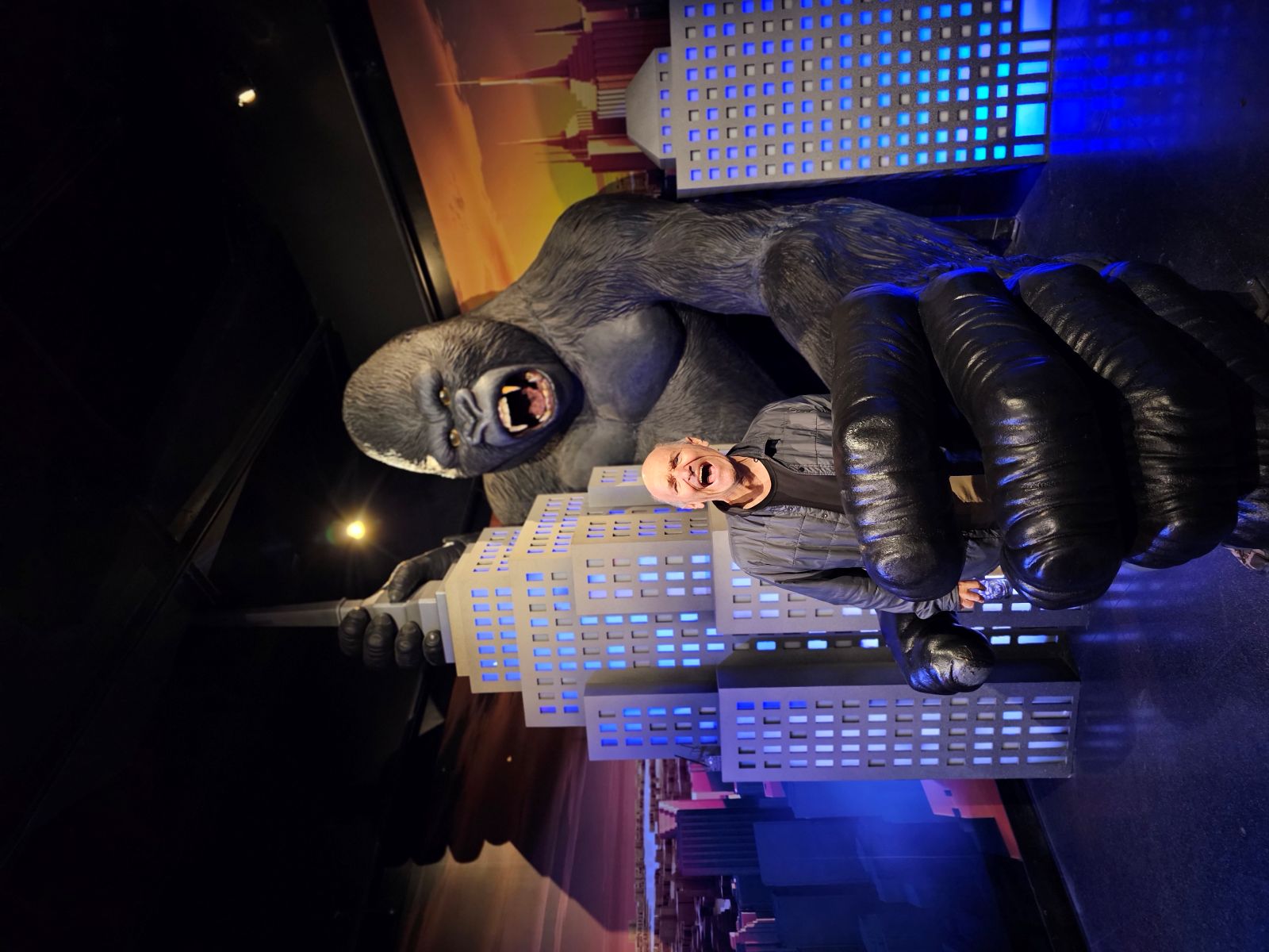 Bluelou Goes Hollywood!